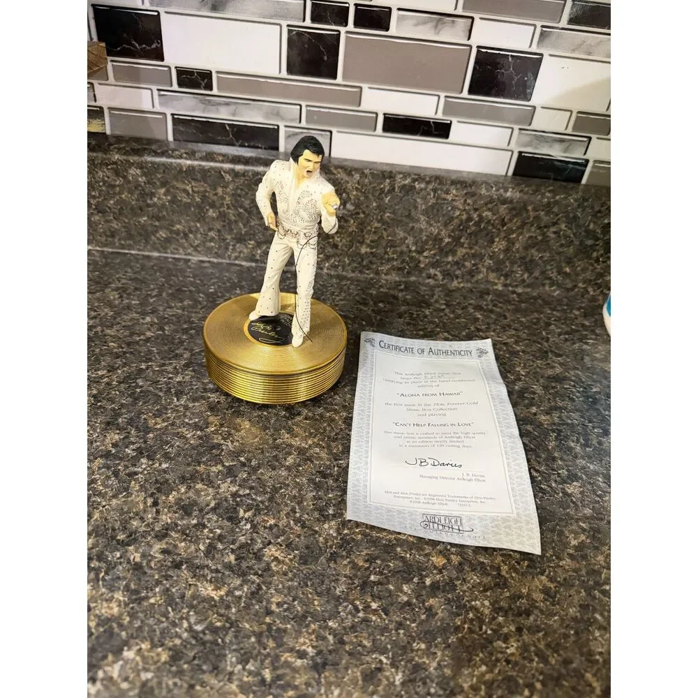 Vintage 1998 Elvis Presley Aloha From Hawaii Ardleigh Elliott Music Box COA